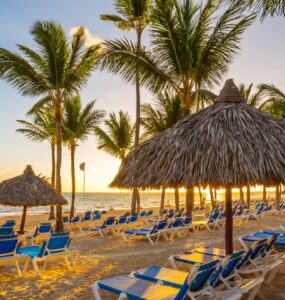 Kiedy najlepiej jechać do Punta Cana? Pogoda, sezon i ceny – porównanie
